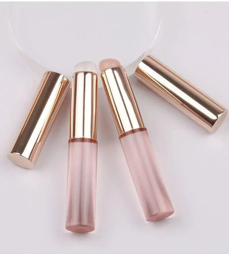 VelvetPout - Silky Lip Applicator